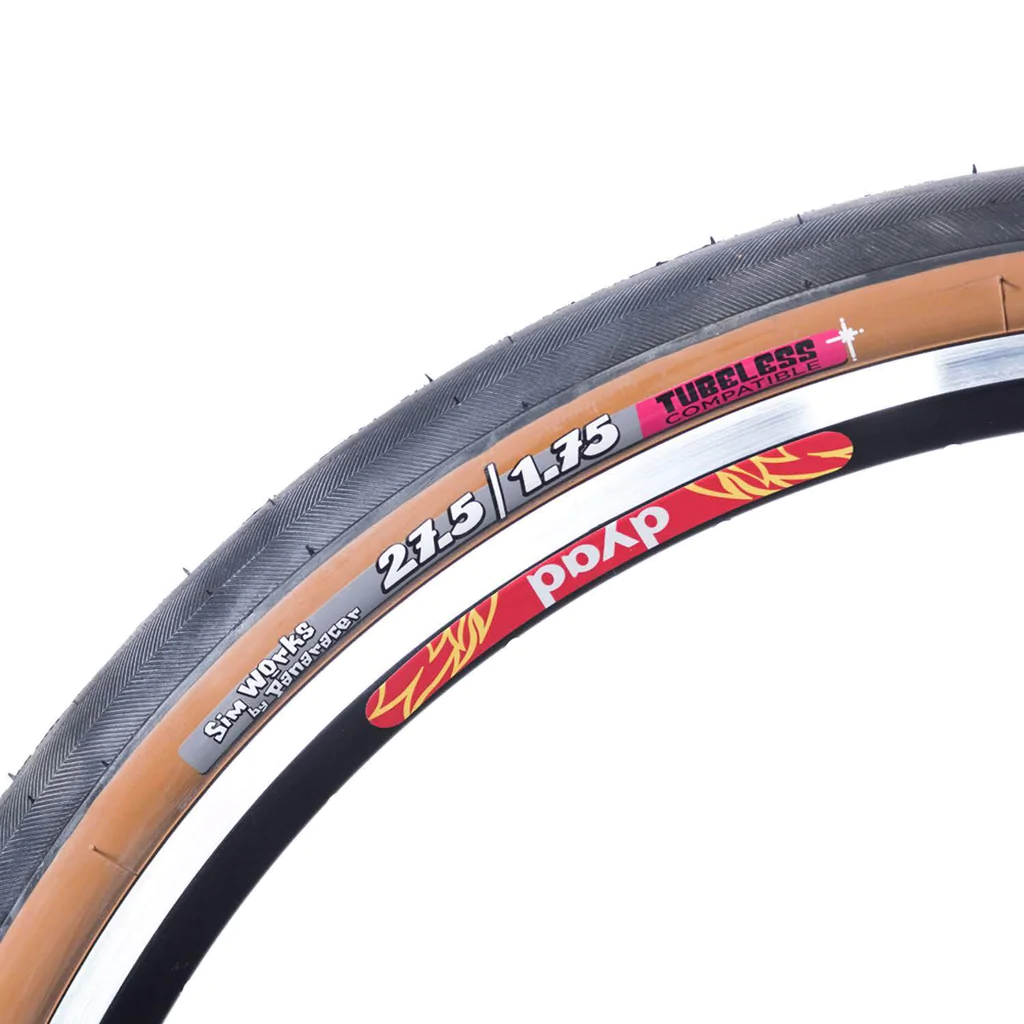 SimWorks Volummy Tyre by Panaracer